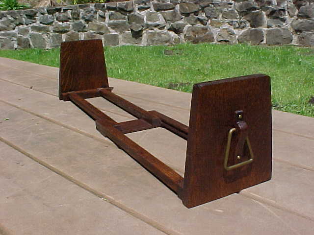Lakeside Craft Shops B53 type bookrack - unmarked - 18 x 6 x 6.5 - $125USD - May 2010 - extended