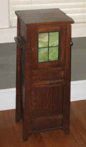 Lakeside Craft Shops S19 Smoking Stand - Asking $2250USD - April 2010
